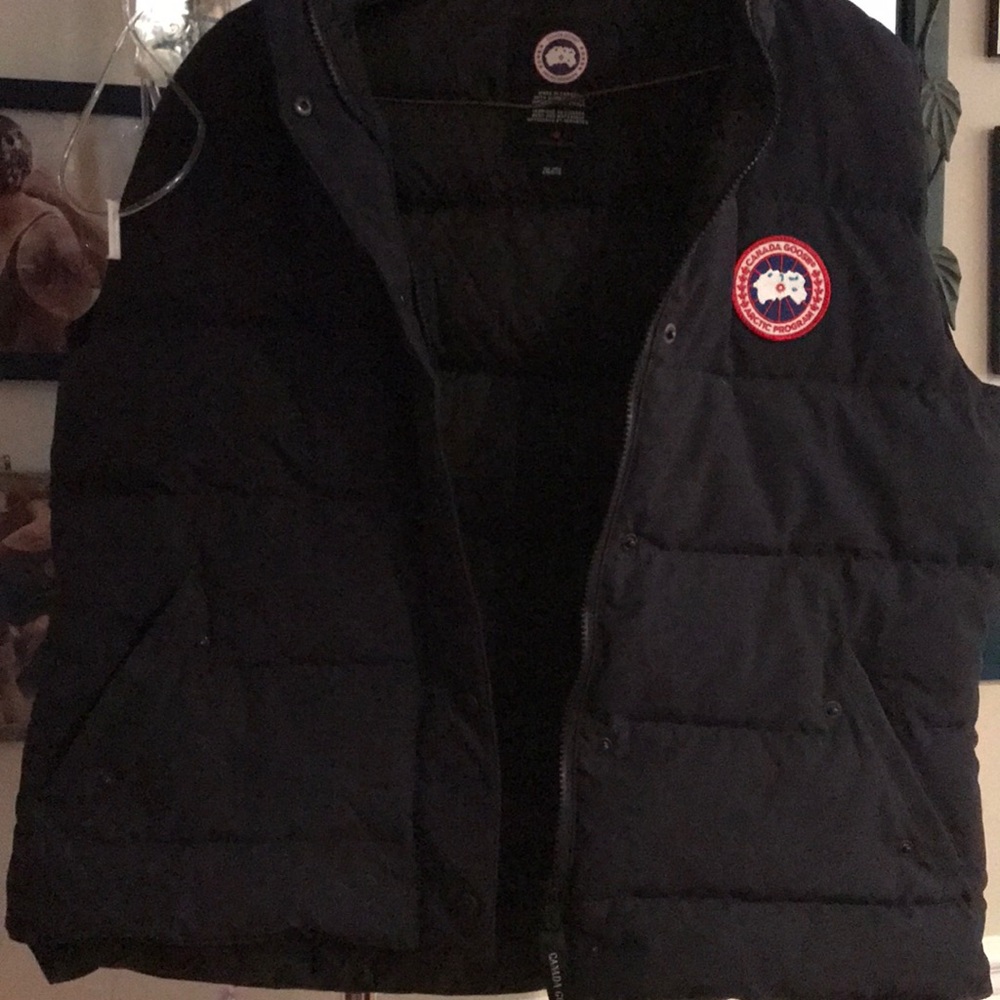 Men’s Canada Goose down vest